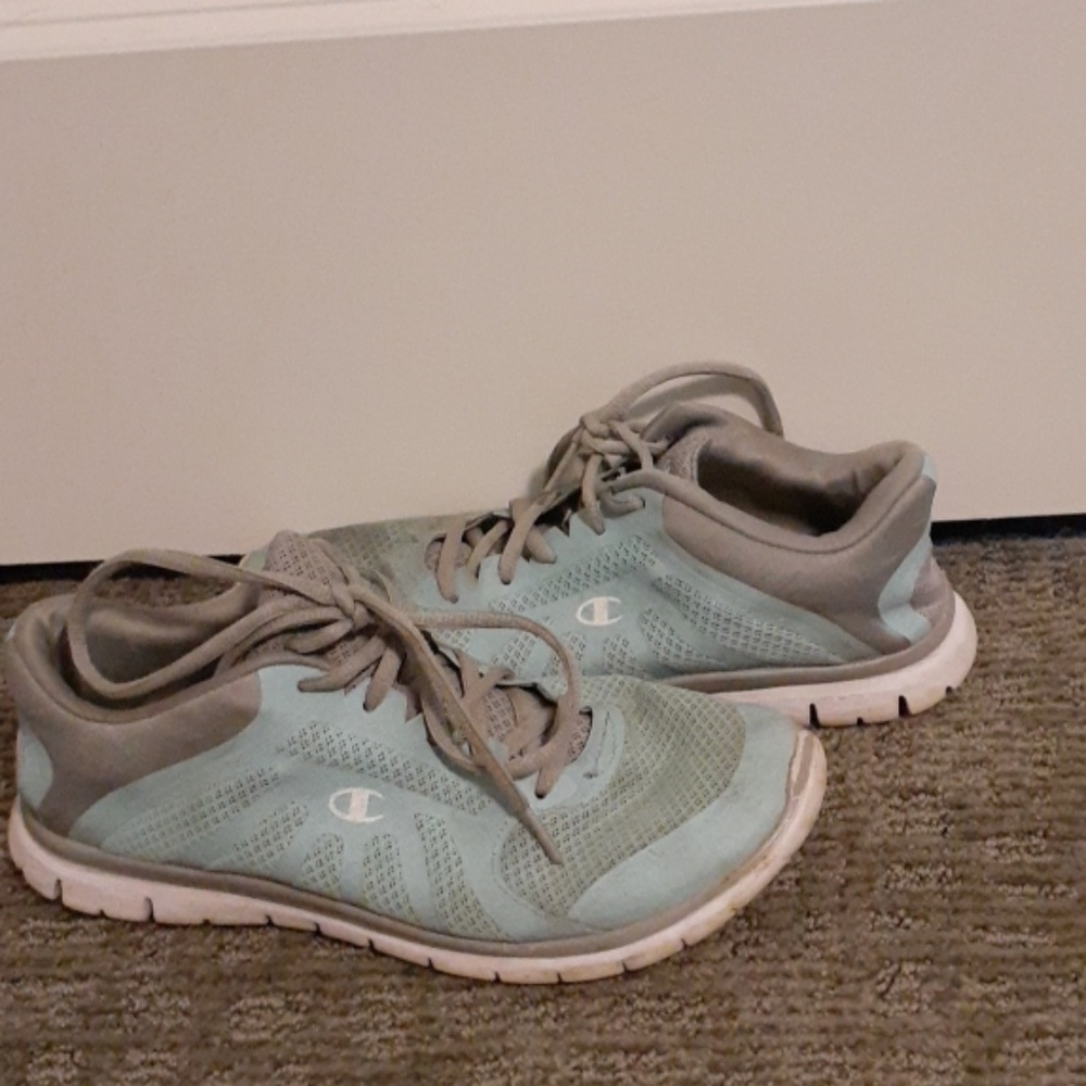 Champion Lightweight Sneakers